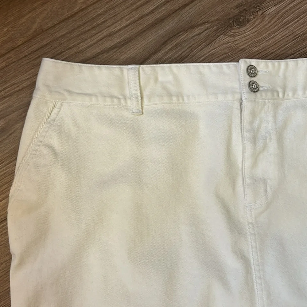 Lauren Ralph Lauren White Pencil Skirt